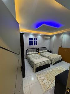 ميامي شارع صلاح الدين شعبان موازي لخالد ابن الوليد