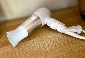 Cozy Apartment with Self Check-in & Free Parking