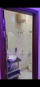 Arsh Hotel & Restaurant