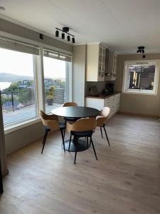 2 leiligheter med panoramautsikt