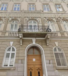 Majas Sweet Little Home with Free Parking and Air Condition