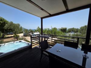 Prestige Mobile Home with Hot Tub and Sea view room in Lavanda Mobile Homes & Villas