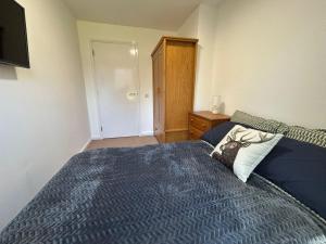 Two bedroom cottage in Lumsden - Contractors