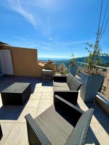Tour avec rooftop, vue mer, séjour insolite entre ciel et pierre