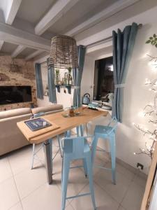 Maisons de vacances Le Blue Dream Arcade Bain a bulles : photos des chambres