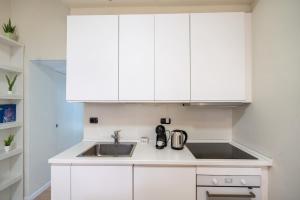 A 400m dalla metro con WiFi più parcheggio privato bici