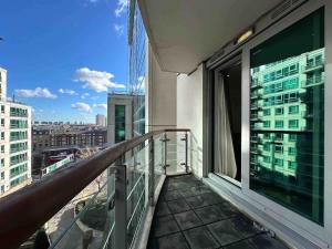 Compact 2 Bed Good Transport Links