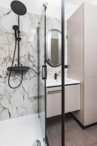 Sir Johns Apartments