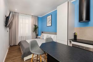 Sir Johns Apartments