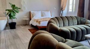 Deluxe Suite room in Les Suites Massena