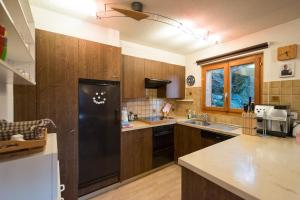 Sunny and spacious apartment in chalet Faigaux in Veysonnaz situated in quiet area with magnificent mountain views