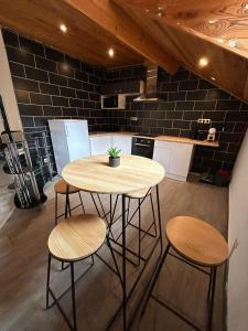 Au pied du château T3