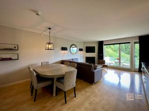 Family friendly apartment in Hafjell ski in-out, fireplace, sauna and wifi