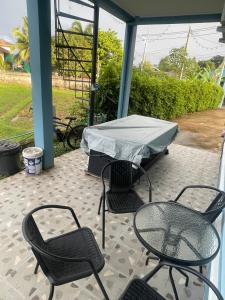 บ้านกลางนาพูลวิลล่า น่าน