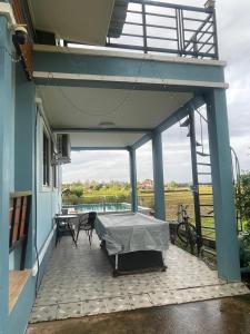 บ้านกลางนาพูลวิลล่า น่าน