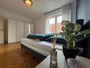 Nathanael Ferienwohnung mit Küche, WLAN & 4 Schlafzimmern