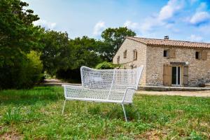 Maisons de vacances Maison provencale avec jacuzzi : photos des chambres