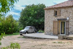 Maisons de vacances Maison provencale avec jacuzzi : Maison 3 Chambres