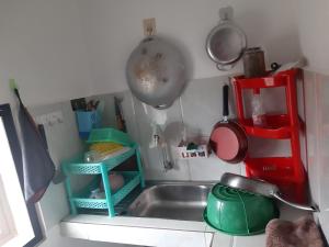 Ban Sokluy AC apartment 5 1-2pax including kitchen