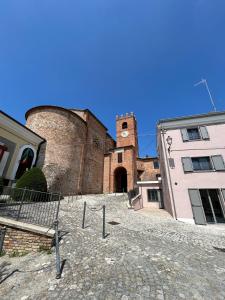 Casa Rosa - Family Village Apartments in Riccione & Rimini Hills