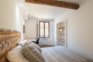 "Le Cream" by EnjoyNice, Old Nice, quiet