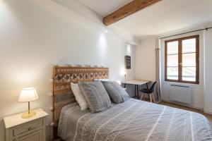 "Le Cream" by EnjoyNice, Old Nice, quiet