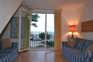 Cap Corse-Santa Severa, grande appartamento vista mare