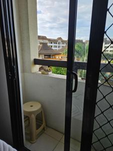 One oasis condominium ecoland 1bedroom near entrance