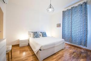 QUEEN HOME Veronique