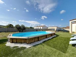 Villas Villa Grivia - Maison avec grand jardin - Piscine - Petanque - Ping Pong : photos des chambres