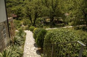 Stone Bridge Guesthouse