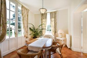 Villas Belle demeure XIXe au coeur des vignes : photos des chambres