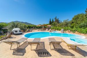 Sandalia House 2 con Jacuzzi