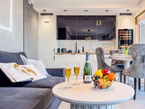 URBAN APARTMENTS Global Skyline - 15th Floor No 23 - Air Condition - Balcony - Free Garage