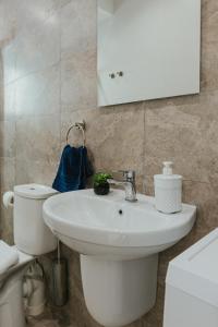 Luma apartment - Sliema with Outdoor Space and BBQ Area