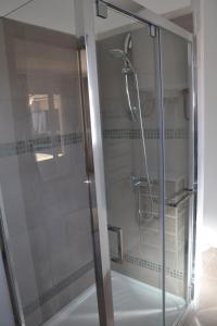 Gite avec barbecue et terrasse clos