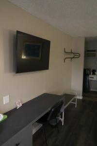 Economy Inn Historic District