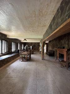 Hill Guesthouse - Wine Cellar, Fish Farm & Organic Cuisine