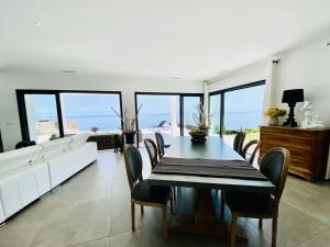 Villas Villa prestige au bord de l'eau- Pietracorbara : photos des chambres