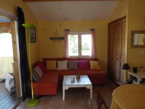 Chalets Chalet plein de charme au calme pres de st tropez : photos des chambres