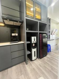 Apartment SeaView, Netflix, HighFloor