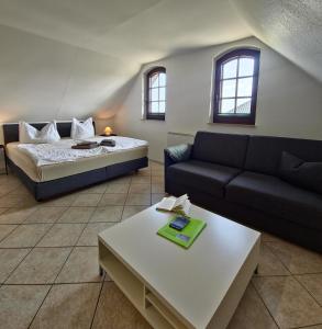 Fischstübchen Neeberg Apt 1 – Wald und Wiese