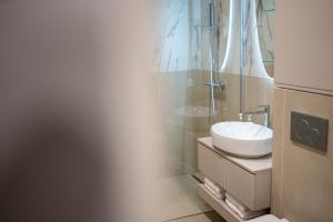 Premium Park Lake Apartment