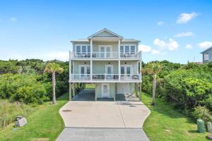 2 Family Coastal Escape