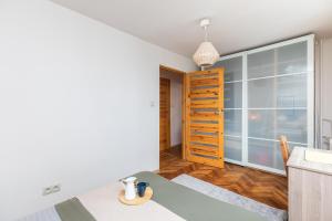 Piwarskiego by VAYA STAYS