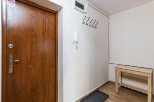 Piwarskiego by VAYA STAYS