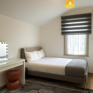 Entire 3 Bedroom Home With Garden In London