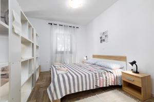 Apartments Snjezana by El-Pi Tours