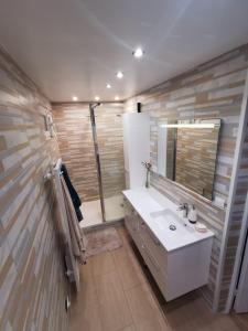 Appartement 6 personnes au calme Montolivet, proche Dôme, L2