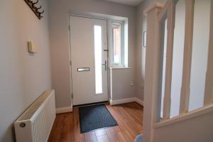 Luxury Riverside Living